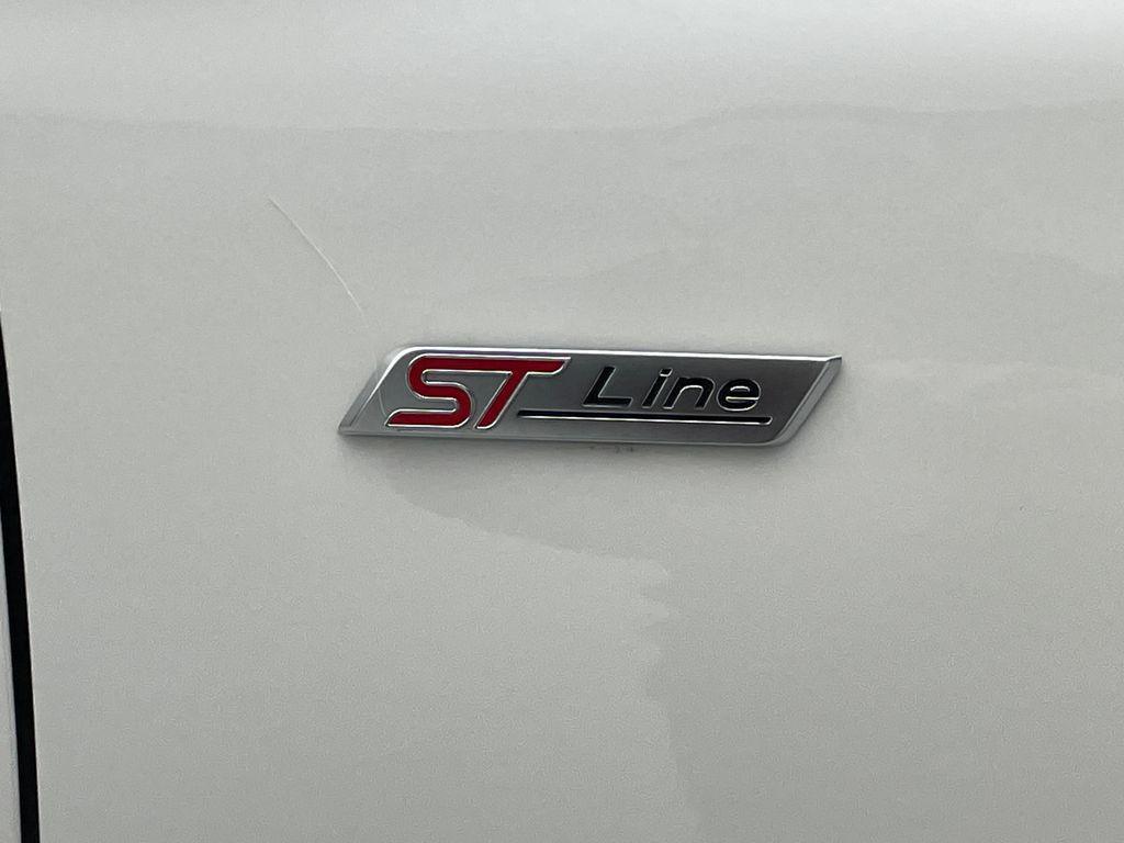 used 2023 Ford Escape car, priced at $22,900