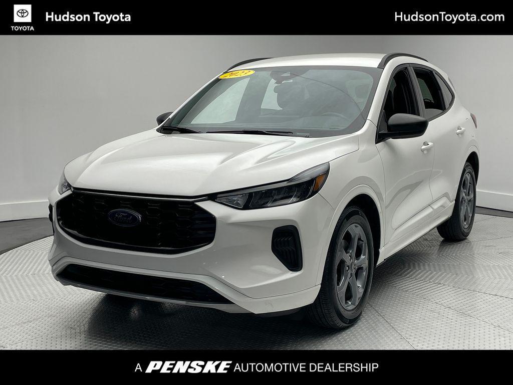 used 2023 Ford Escape car, priced at $22,900