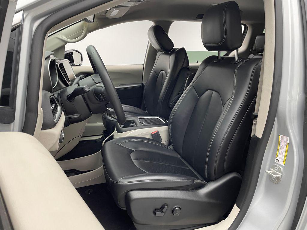 used 2024 Chrysler Pacifica car, priced at $24,900