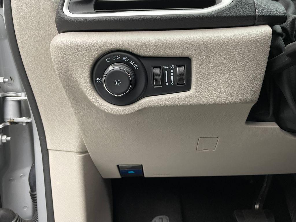 used 2024 Chrysler Pacifica car, priced at $24,900