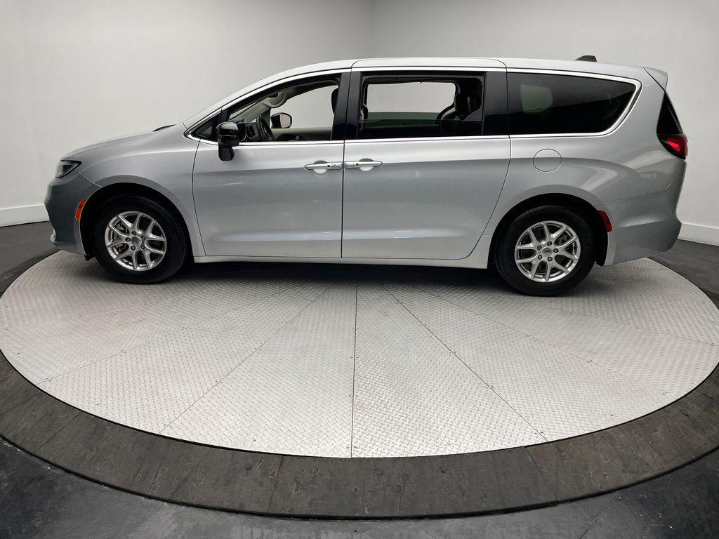 used 2024 Chrysler Pacifica car, priced at $24,900
