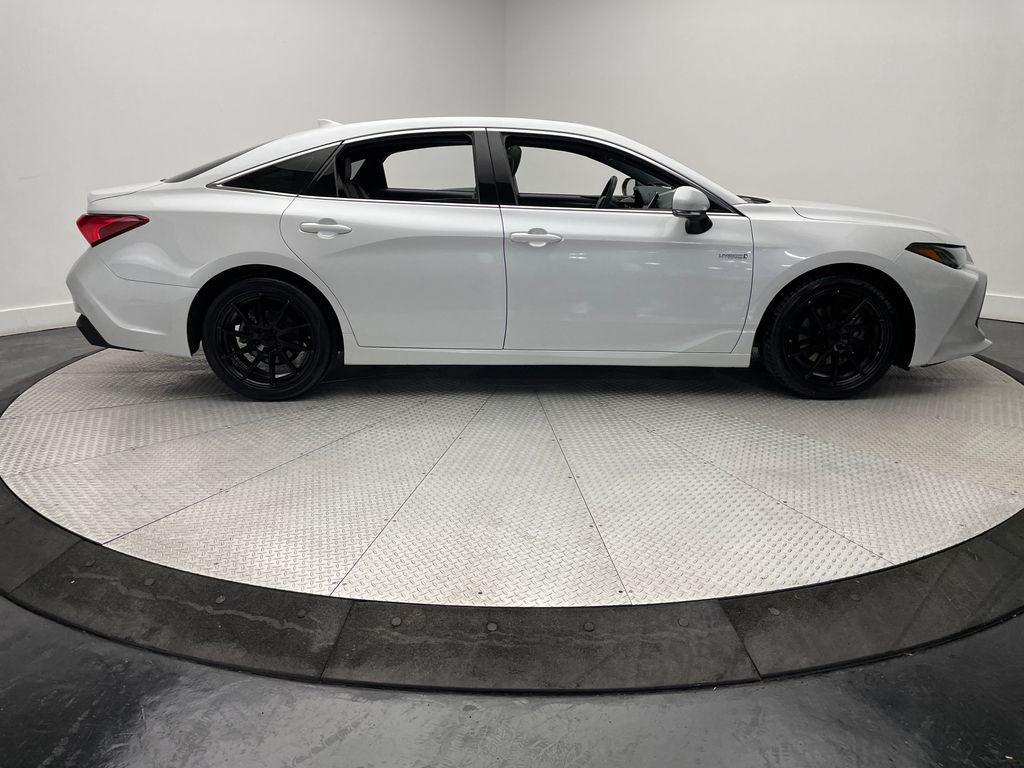 used 2019 Toyota Avalon Hybrid car, priced at $26,900