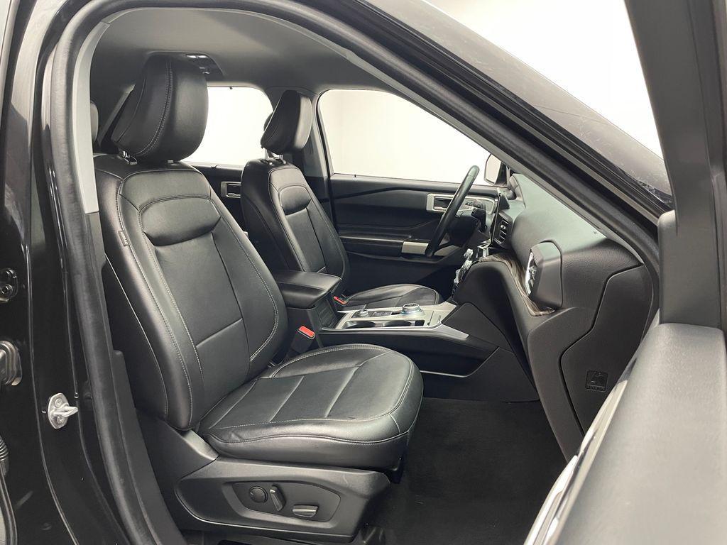 used 2022 Ford Explorer car, priced at $27,900