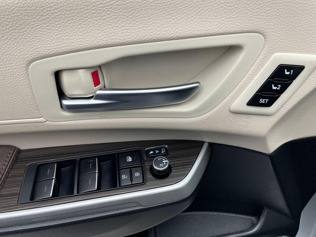 used 2024 Toyota Sienna car, priced at $49,900