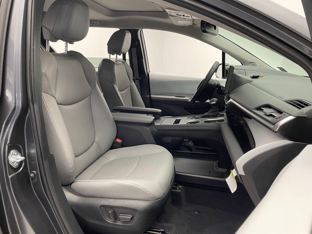 used 2025 Toyota Sienna car, priced at $45,900