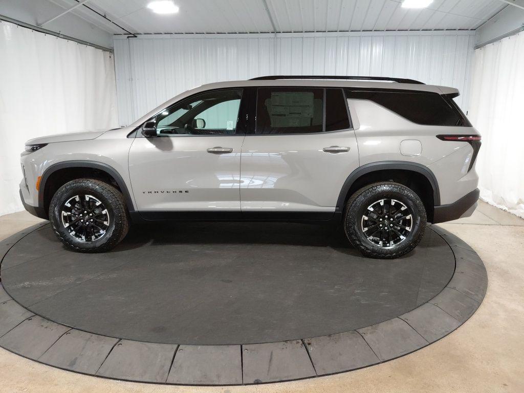 new 2026 Chevrolet Traverse car, priced at $54,045