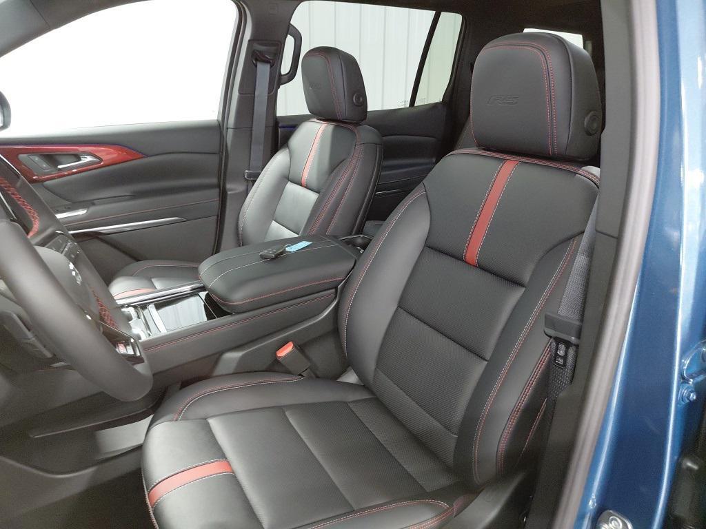 new 2026 Chevrolet Traverse car, priced at $59,220