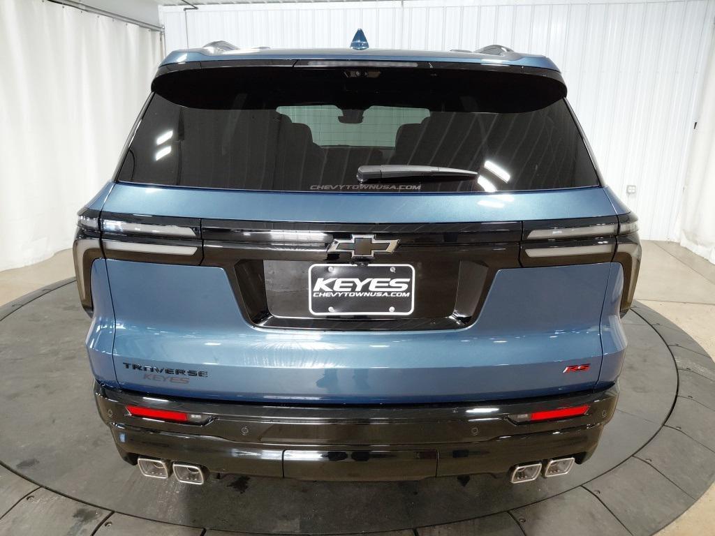 new 2026 Chevrolet Traverse car, priced at $59,220