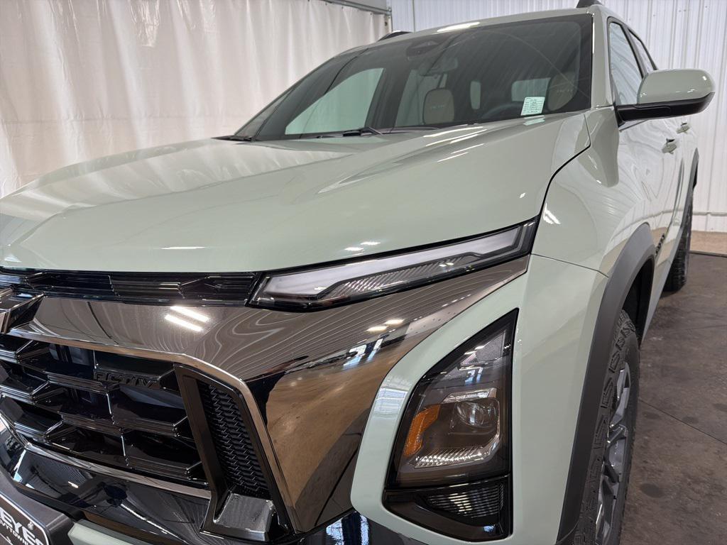 new 2026 Chevrolet Equinox car, priced at $38,670