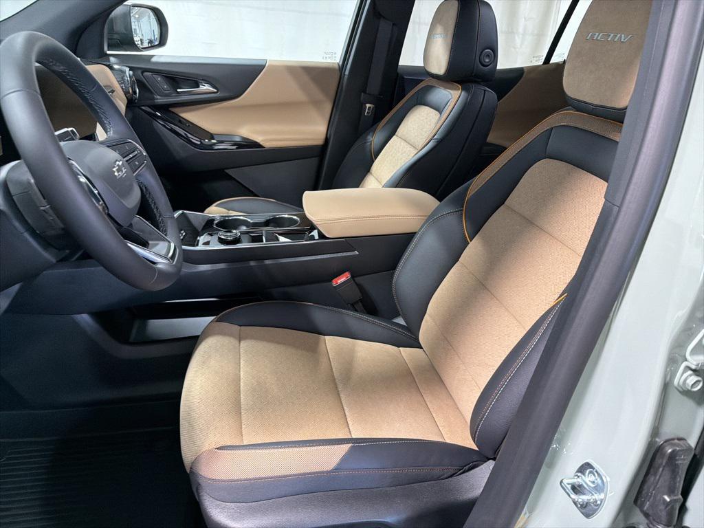 new 2026 Chevrolet Equinox car, priced at $38,670