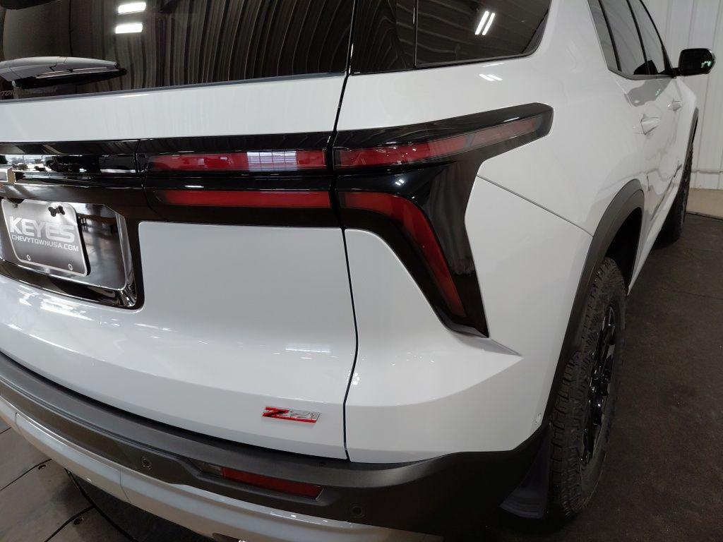 new 2026 Chevrolet Traverse car, priced at $59,669