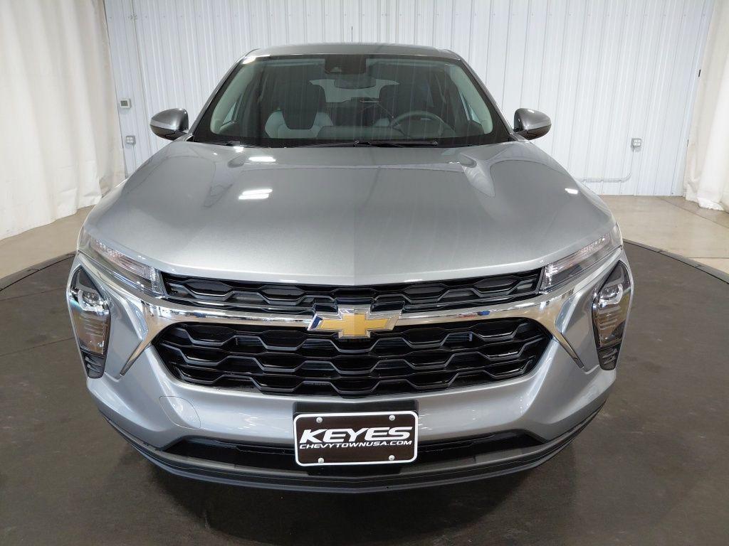 new 2026 Chevrolet Trax car, priced at $24,885