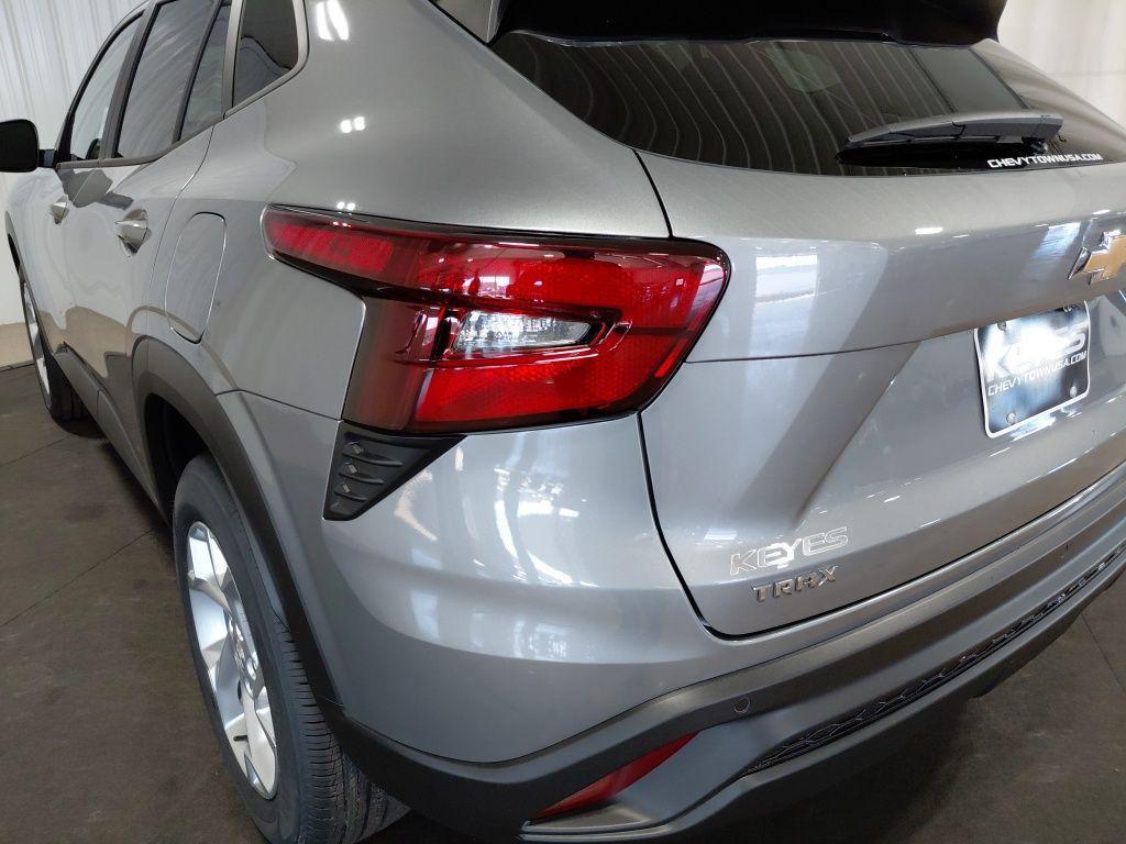 new 2026 Chevrolet Trax car, priced at $24,885