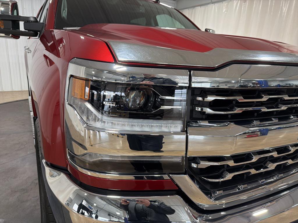 used 2018 Chevrolet Silverado 1500 car, priced at $38,483