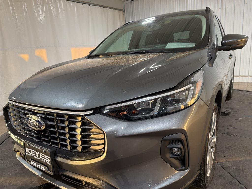 used 2025 Ford Escape car, priced at $30,983