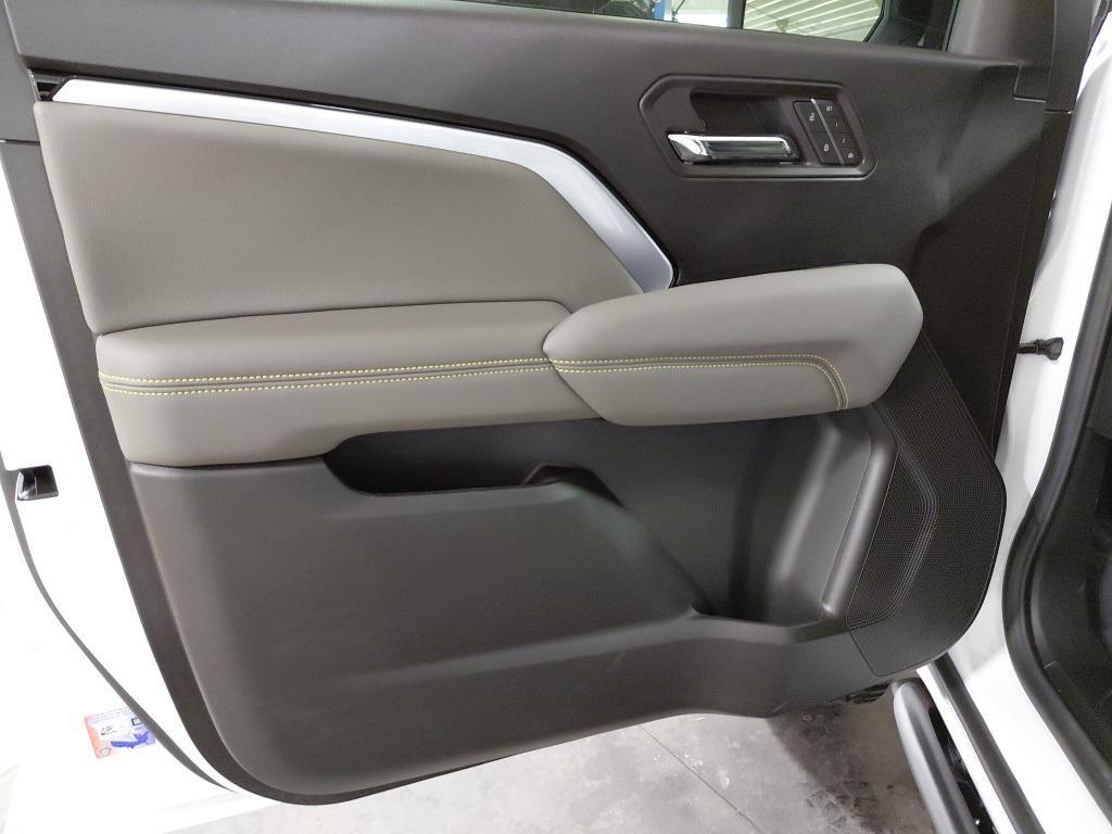 new 2026 Chevrolet Colorado car, priced at $55,610