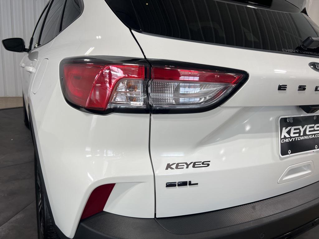 used 2022 Ford Escape car, priced at $25,981