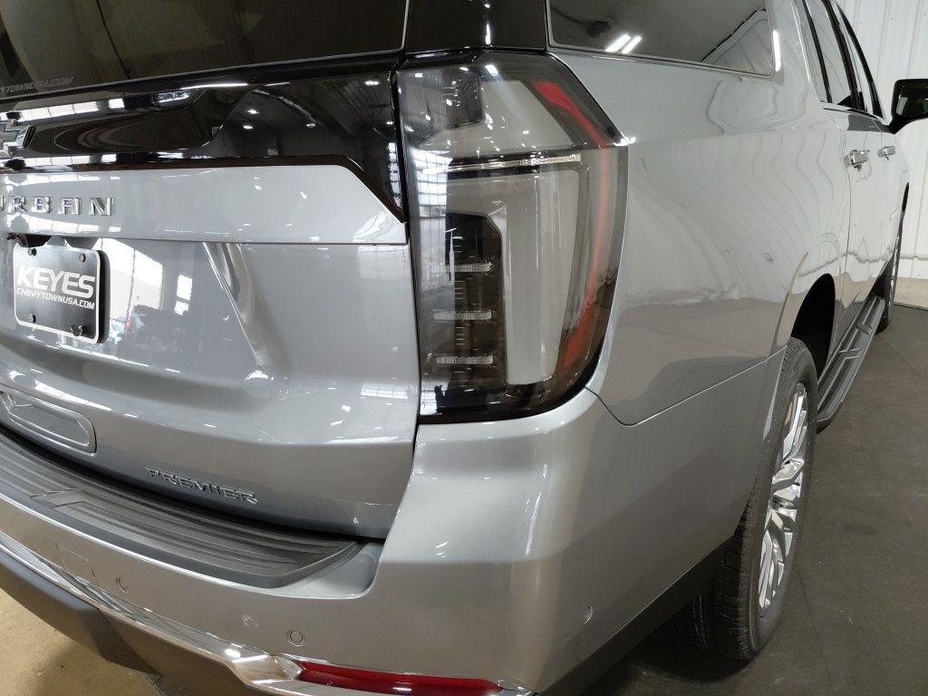 new 2026 Chevrolet Suburban car, priced at $88,305