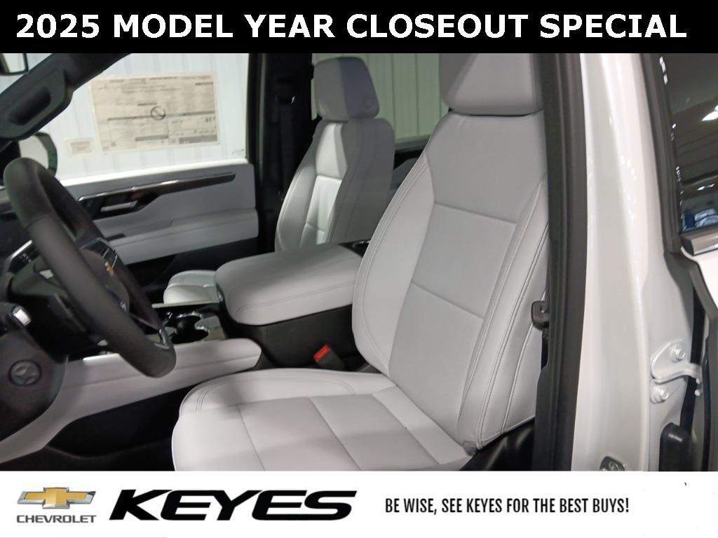new 2025 Chevrolet Suburban car, priced at $85,205