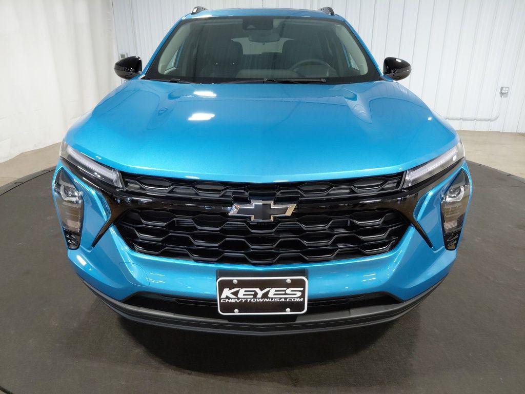 new 2026 Chevrolet Trax car, priced at $28,635