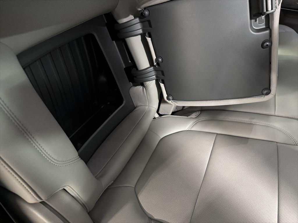 used 2021 Chevrolet Silverado 1500 car, priced at $37,983