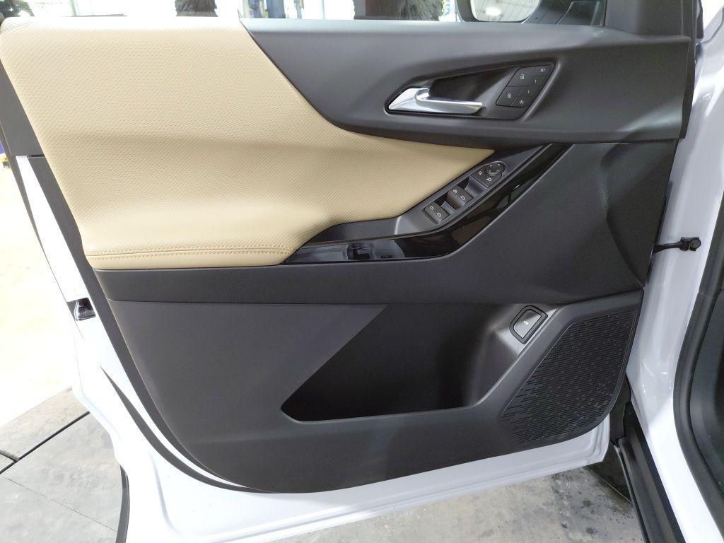 new 2026 Chevrolet Equinox car, priced at $42,305