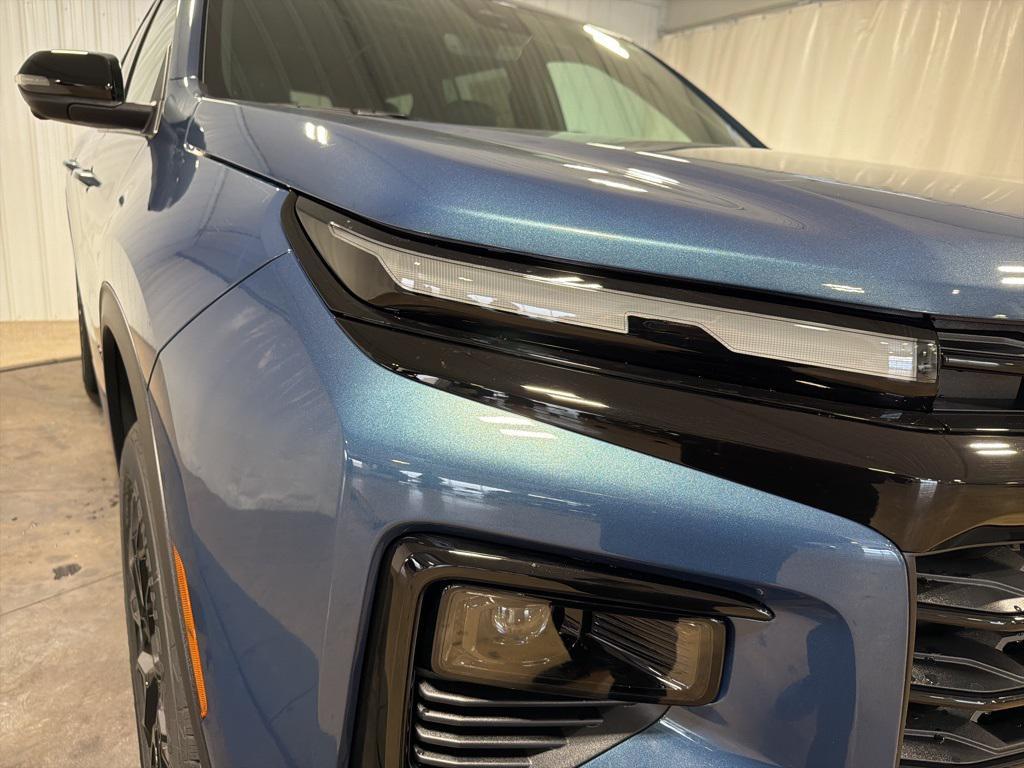 new 2026 Chevrolet Traverse car, priced at $49,730