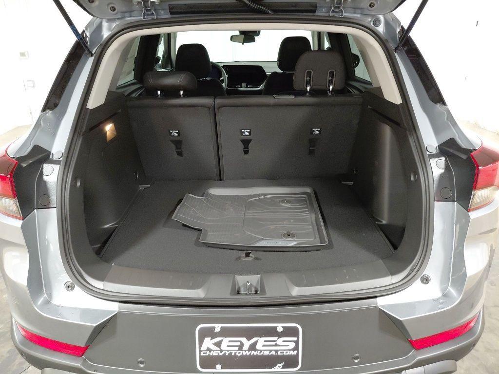 new 2026 Chevrolet TrailBlazer car, priced at $28,445