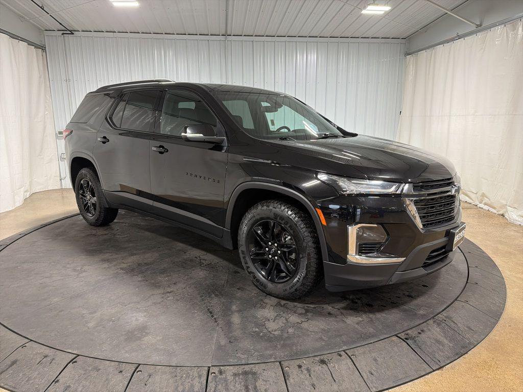 used 2023 Chevrolet Traverse car, priced at $28,981