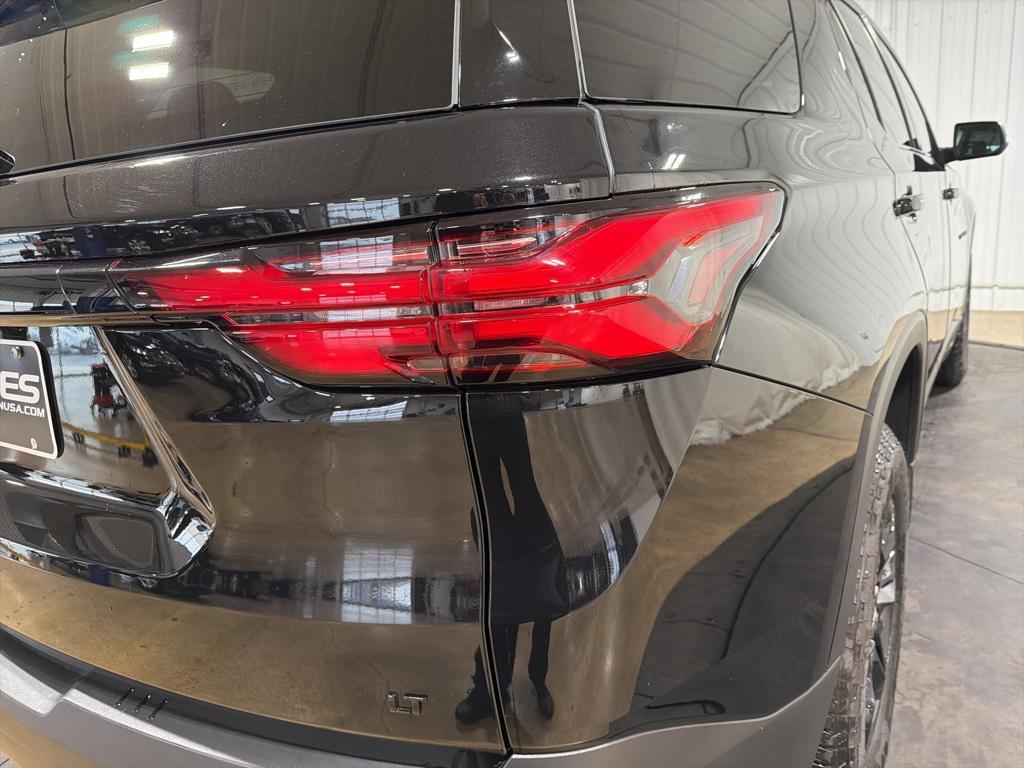 used 2023 Chevrolet Traverse car, priced at $28,981