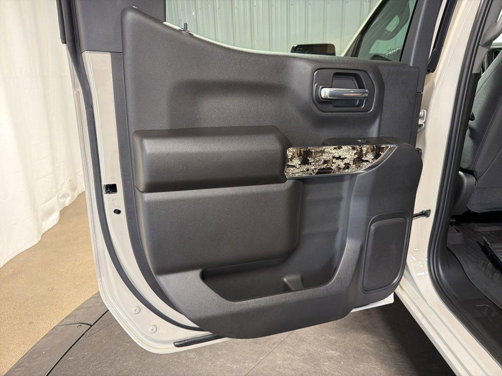 new 2026 Chevrolet Silverado 1500 car, priced at $53,670