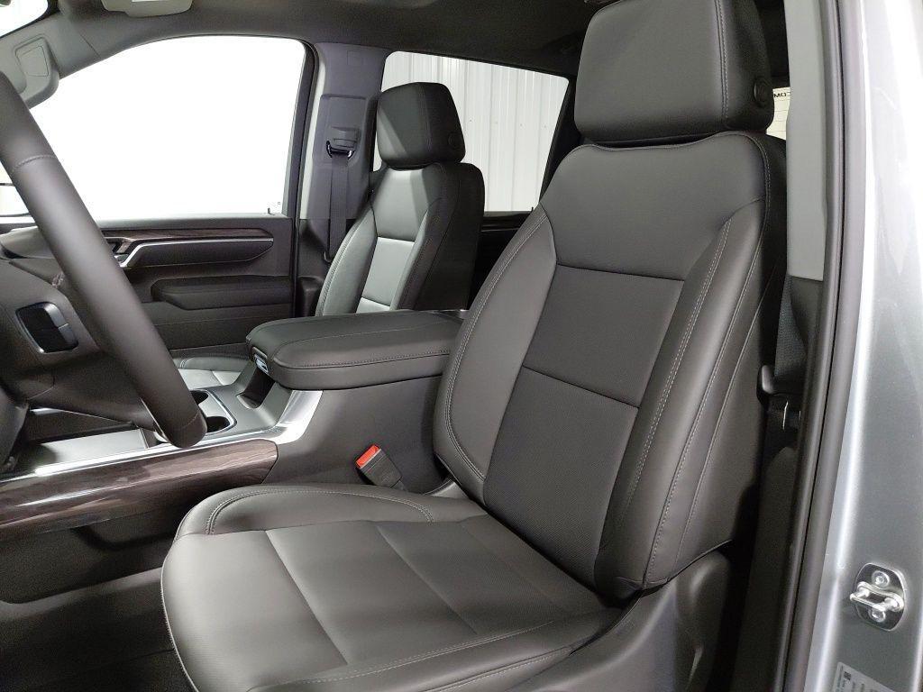 new 2026 Chevrolet Silverado 3500 car, priced at $90,220