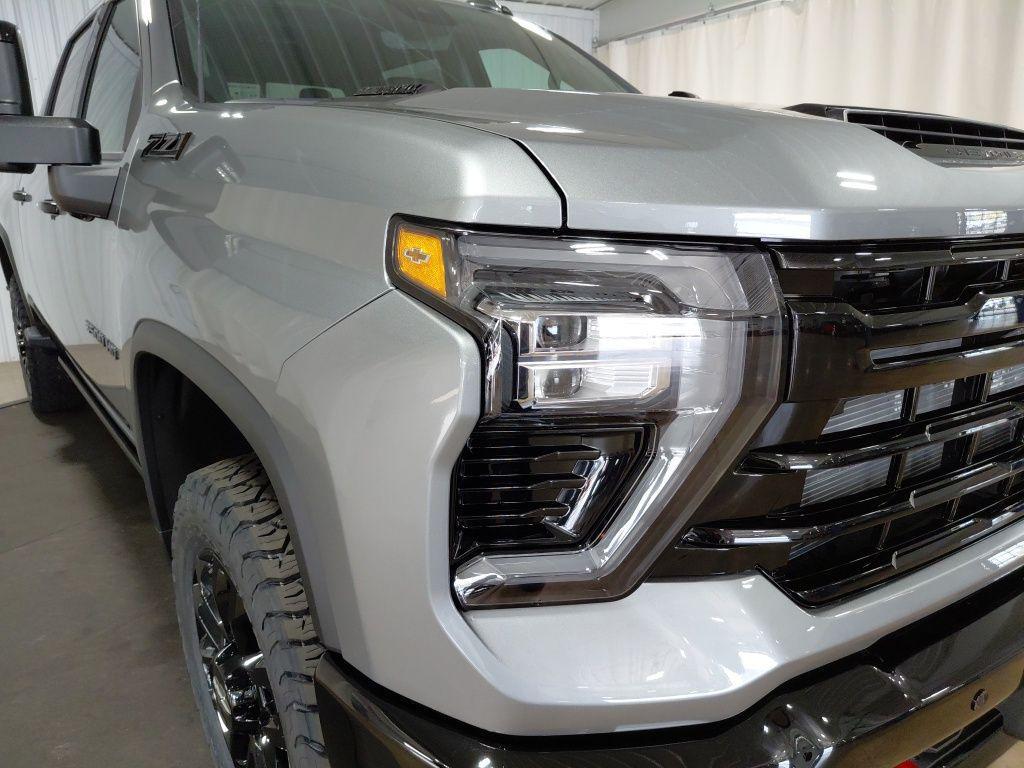 new 2026 Chevrolet Silverado 3500 car, priced at $90,220