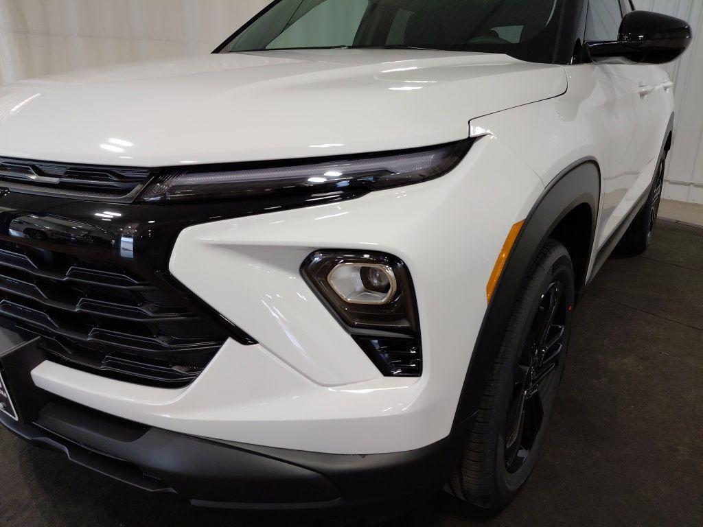 new 2026 Chevrolet TrailBlazer car, priced at $33,630