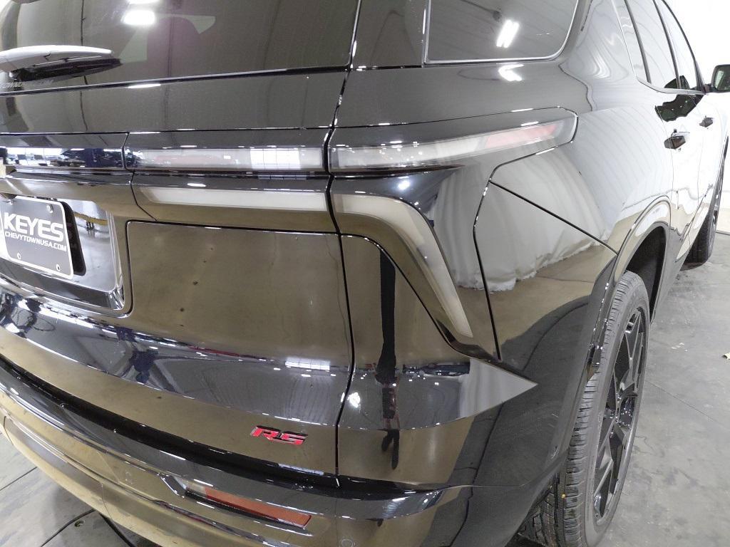 new 2026 Chevrolet Traverse car, priced at $59,220