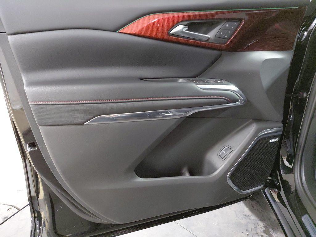 new 2026 Chevrolet Traverse car, priced at $59,220