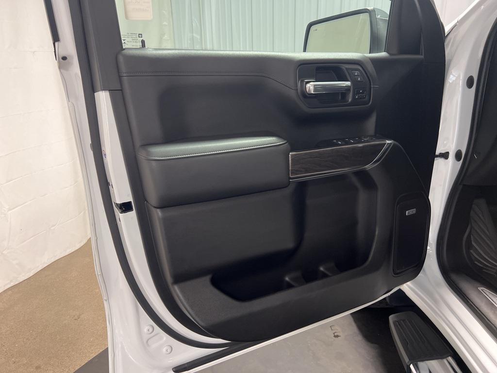 used 2020 Chevrolet Silverado 1500 car, priced at $35,983