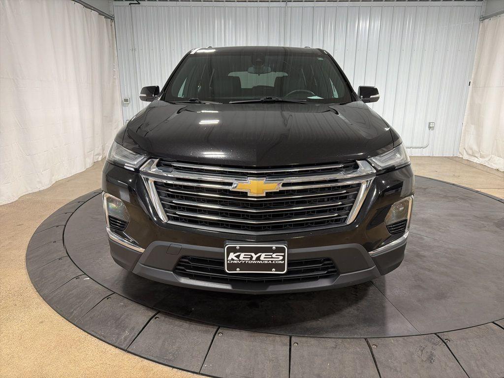 used 2023 Chevrolet Traverse car, priced at $29,981