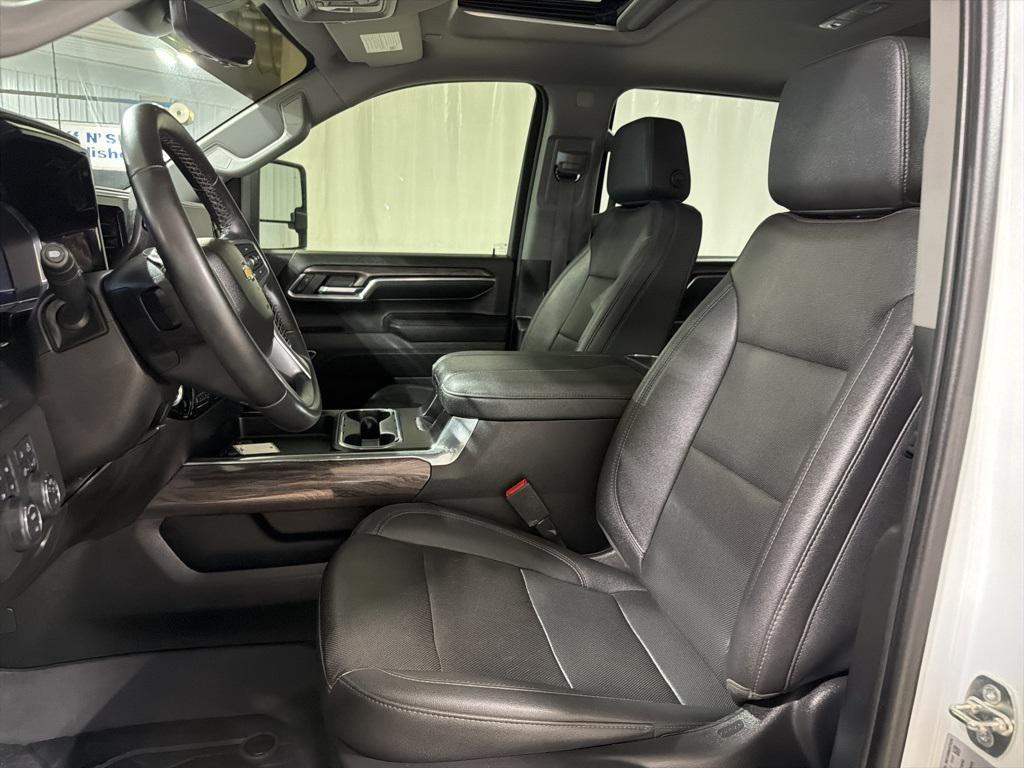 used 2024 Chevrolet Silverado 3500 car, priced at $68,983