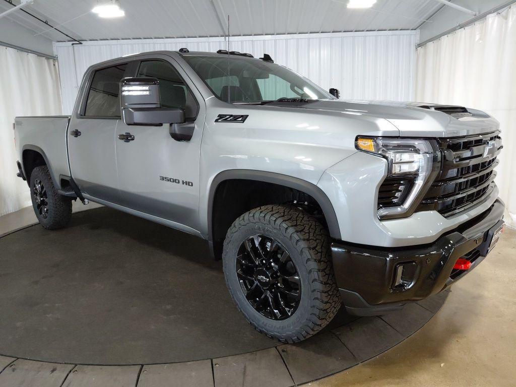 new 2026 Chevrolet Silverado 3500 car, priced at $70,215