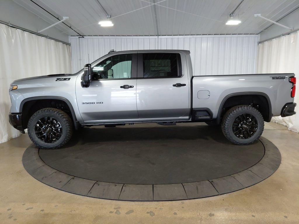 new 2026 Chevrolet Silverado 3500 car, priced at $70,215