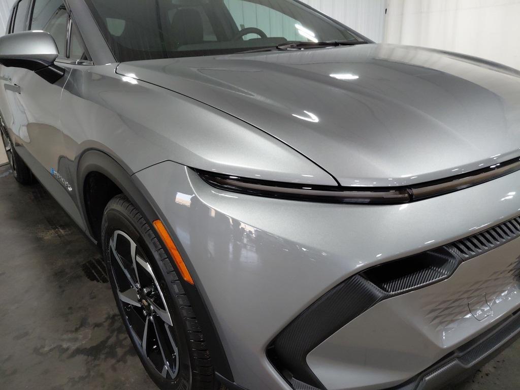 new 2026 Chevrolet Equinox EV car, priced at $46,595