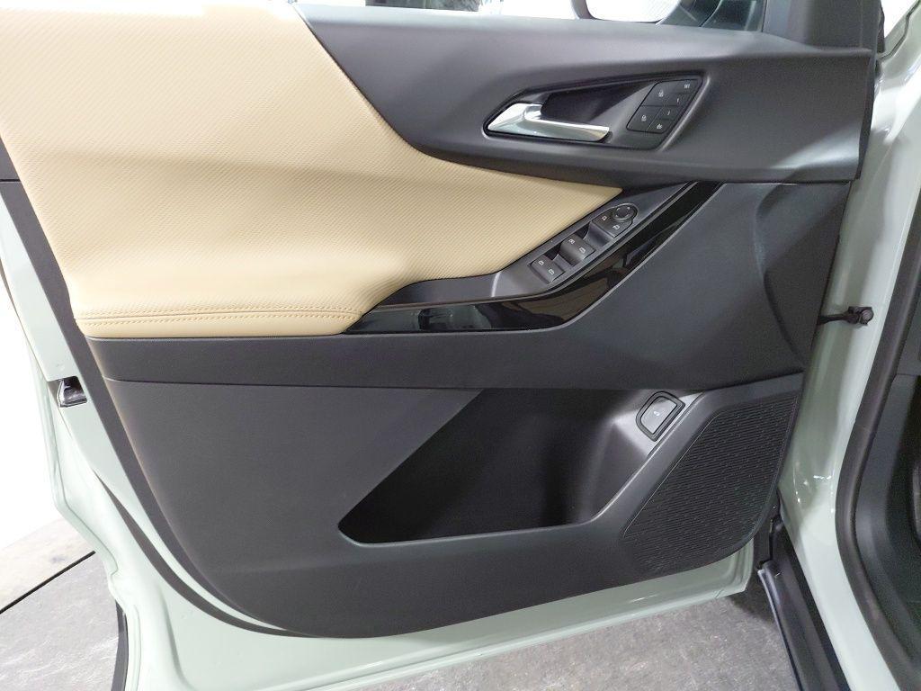 new 2026 Chevrolet Equinox car, priced at $39,815