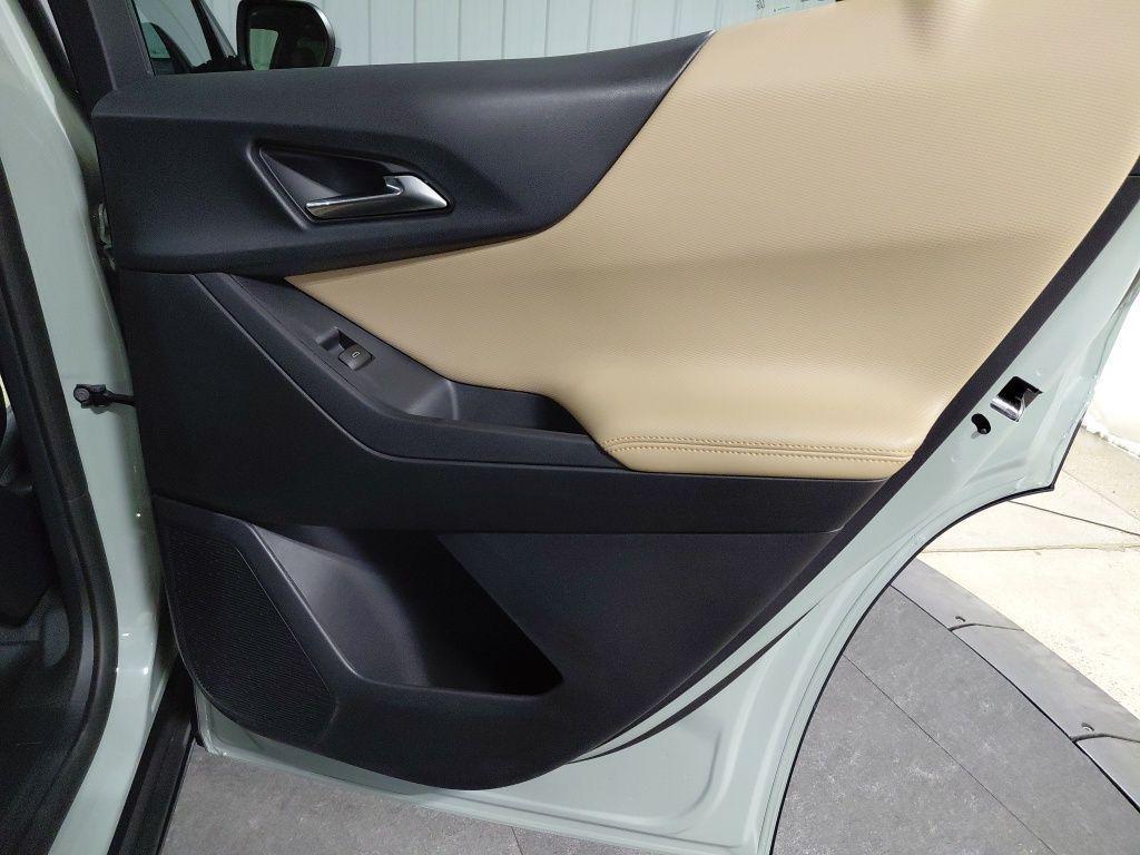 new 2026 Chevrolet Equinox car, priced at $39,815