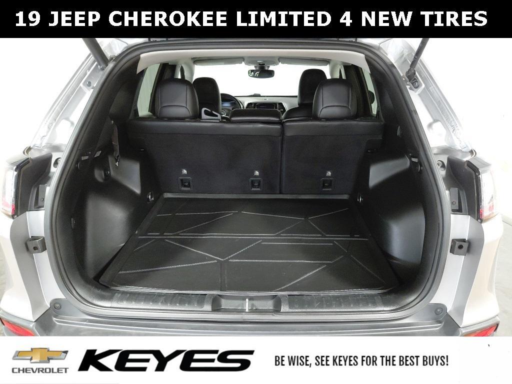 used 2019 Jeep Cherokee car, priced at $16,483
