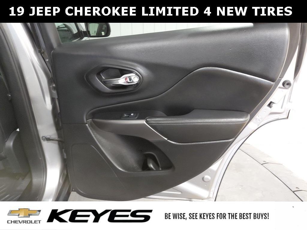 used 2019 Jeep Cherokee car, priced at $16,483