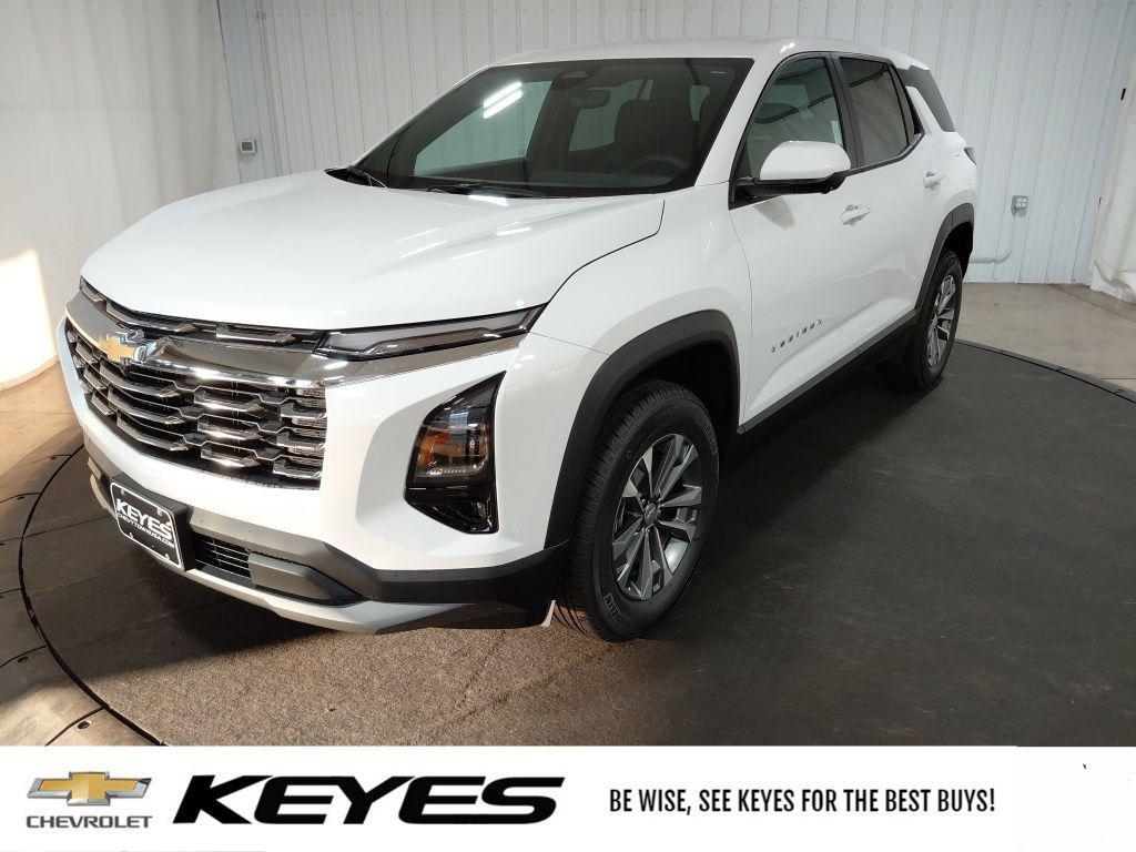 new 2026 Chevrolet Equinox car, priced at $33,740