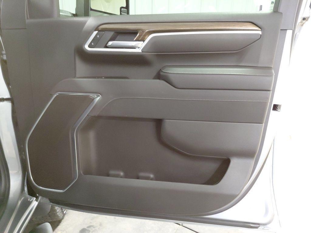 used 2025 Chevrolet Silverado 2500 car, priced at $59,983