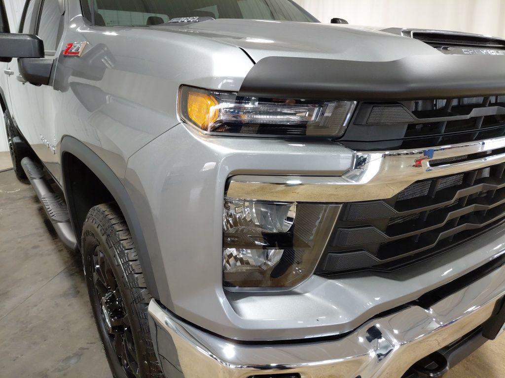 used 2025 Chevrolet Silverado 2500 car, priced at $59,983