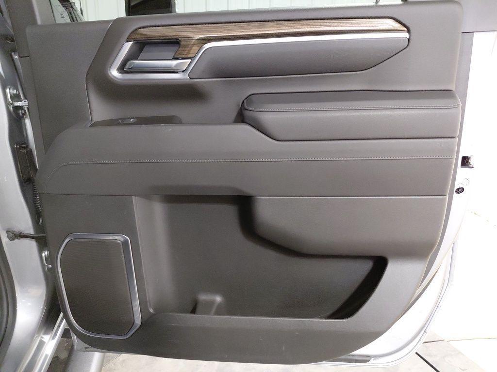 used 2025 Chevrolet Silverado 2500 car, priced at $59,983